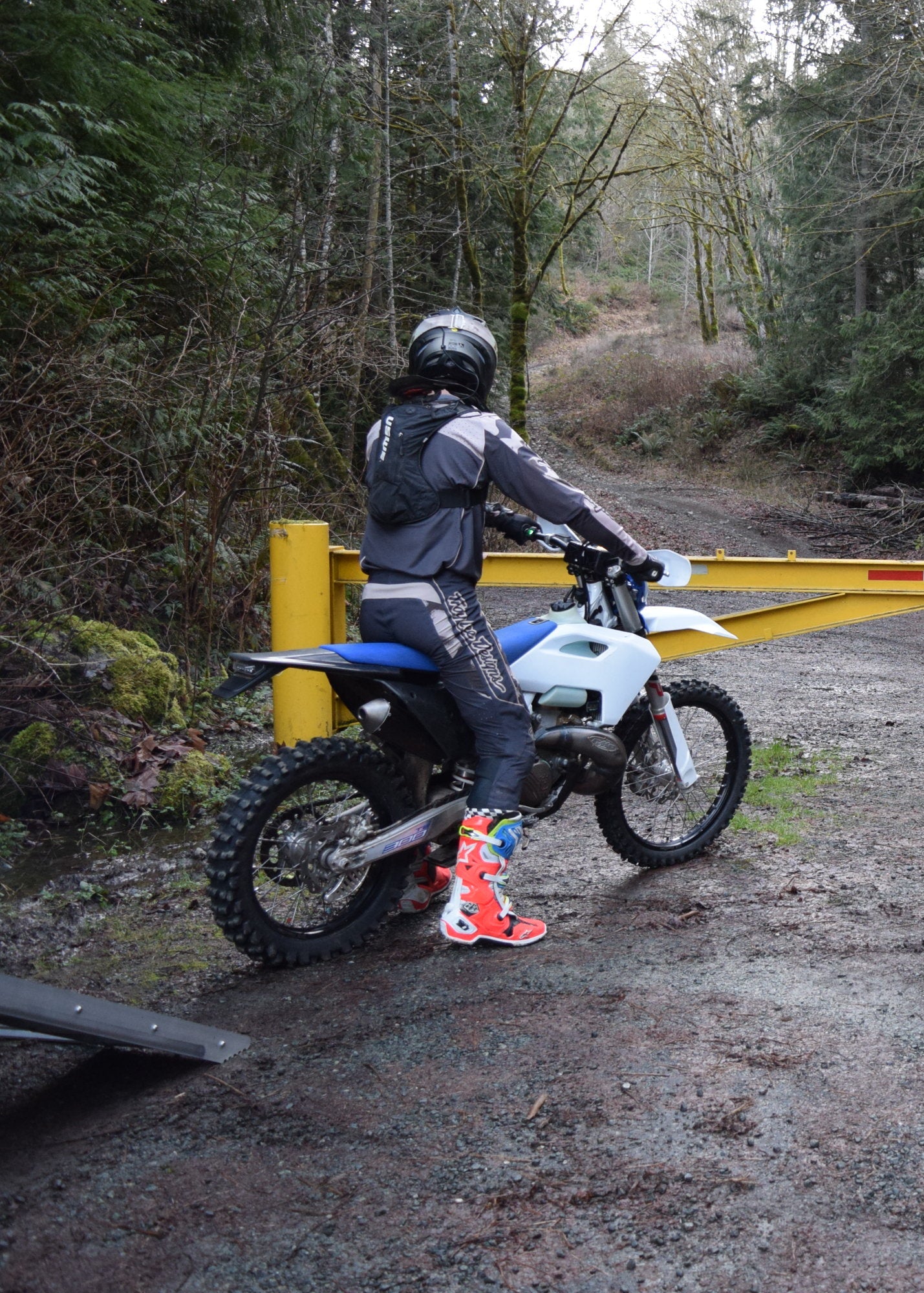 MB6 High Performance Light